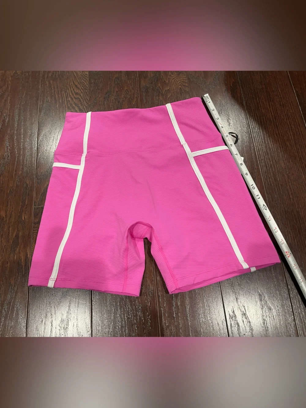 BEACH RIOT WOMEN BIKE SHORTS PINK TEXTURED Large NEW